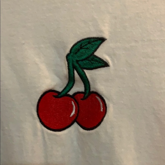 White tee shirt, embroidered cherry, - Picture 2 of 5